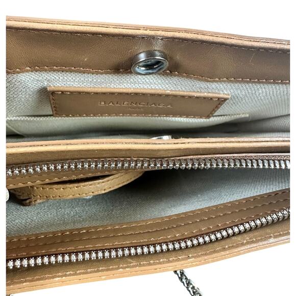 Balenciaga Everyday Canvas Tan and Ivory Crossbody Bag (BAXX150) - Picture 4 of 11